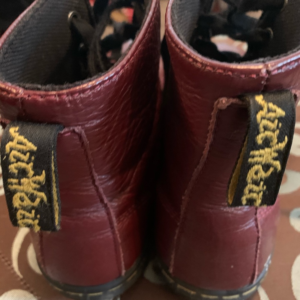 Size 8 doc Marten's